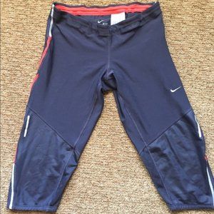 Nike dry-fit workout crop pants
